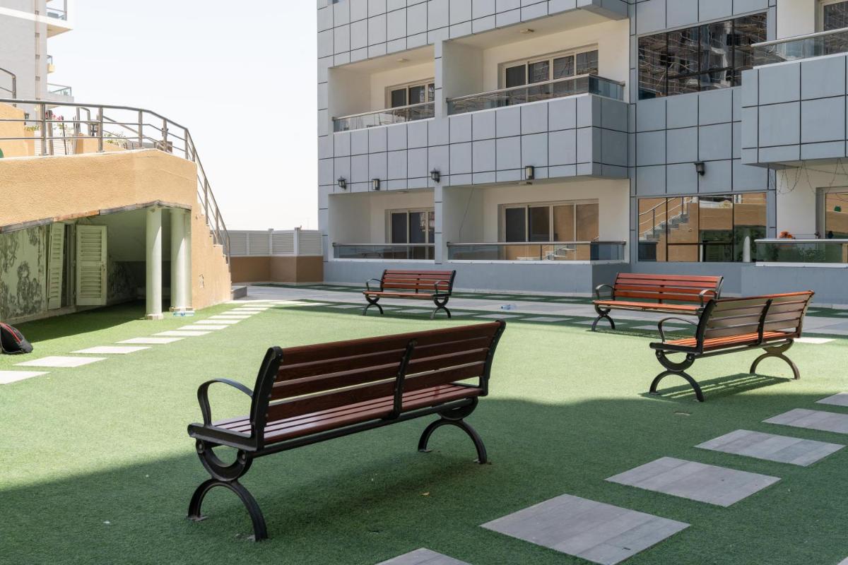 Vacay Lettings - Studio in Silicon Oasis