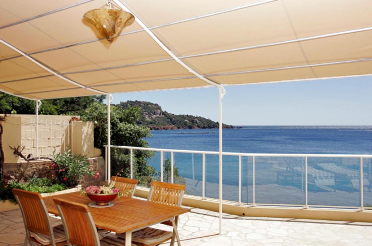 Private beach villa, sea view - Théoule sur mer - by feelluxuryholidays