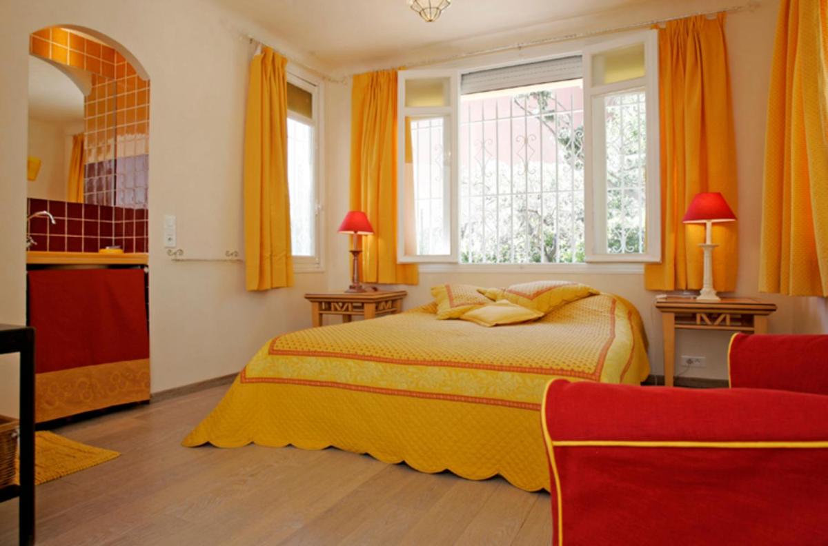 Private beach villa, sea view - Théoule sur mer - by feelluxuryholidays