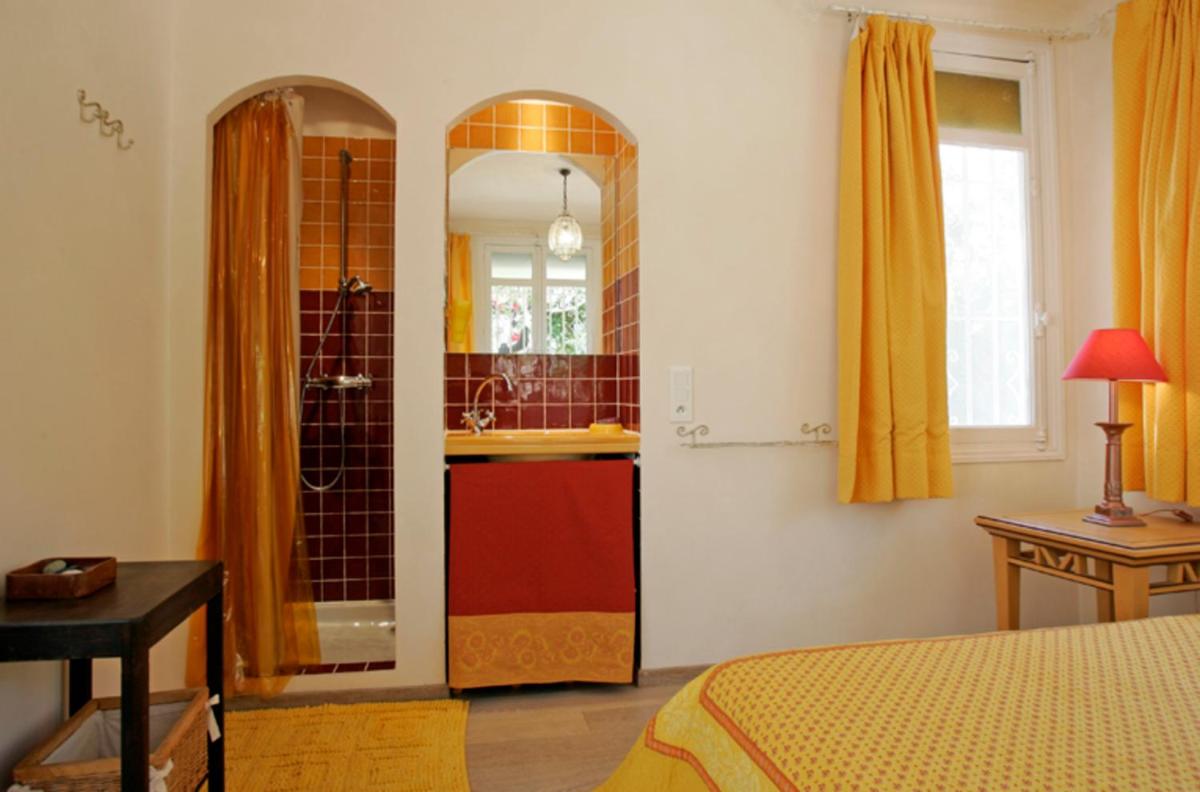 Private beach villa, sea view - Théoule sur mer - by feelluxuryholidays