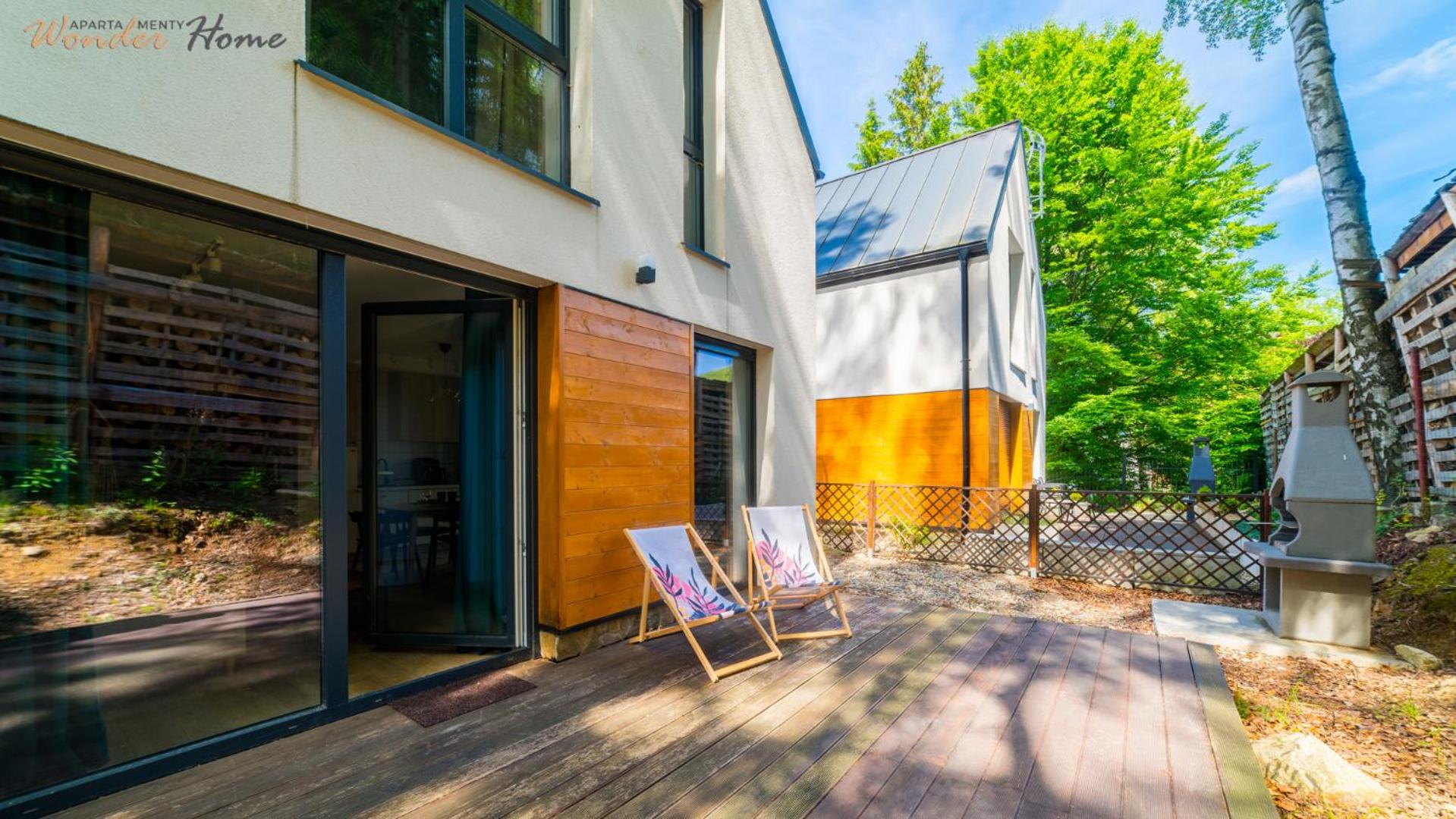 Wonder Home - Domki górskie wolnostojące z prywatnymi tarasami - zielona okolica