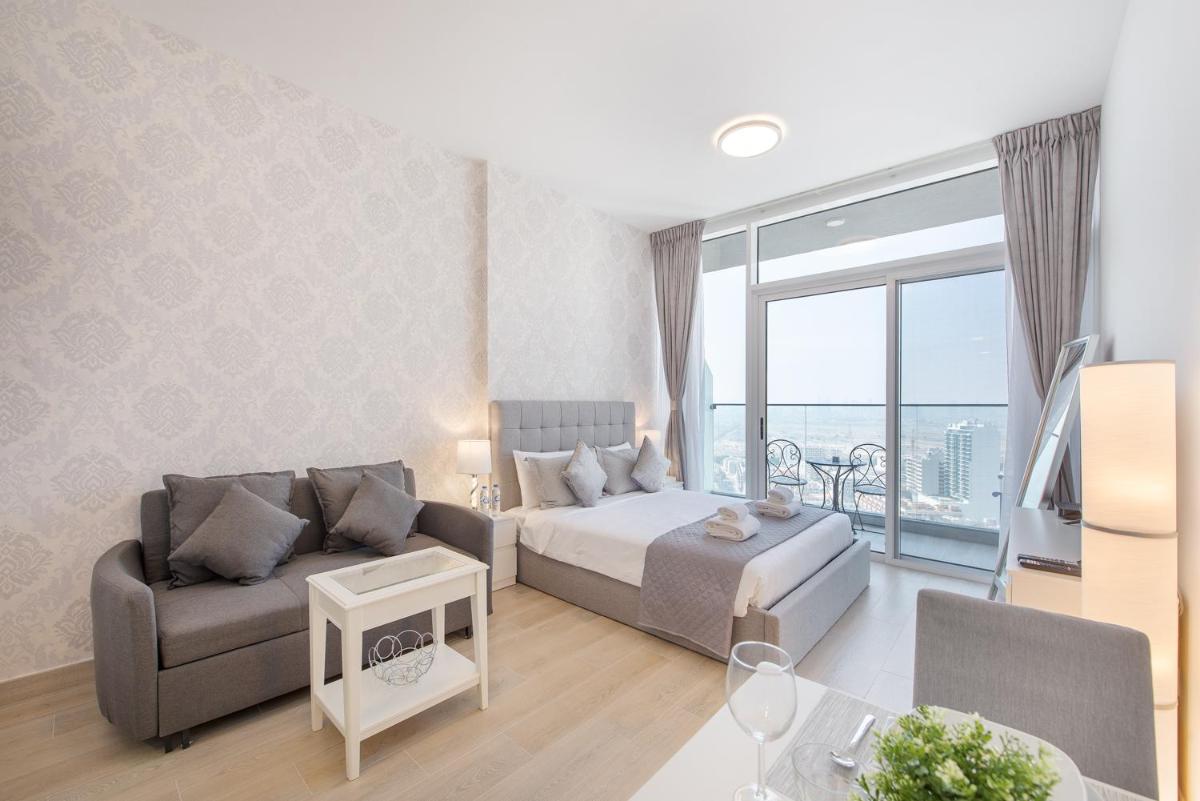 Apartment on 26th Floor & Beautiful Views (2 adults + 2 kids)