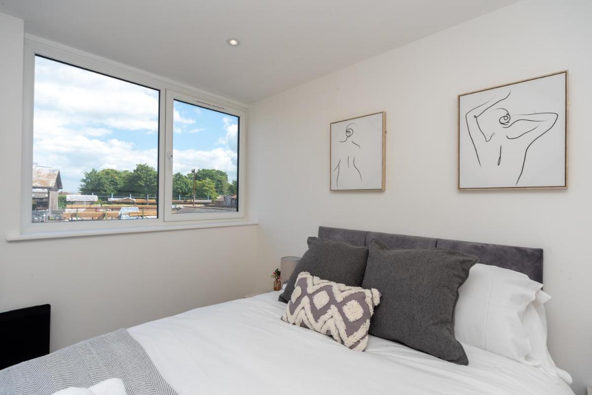 Kings Lynn Vacations - Beautiful Apartments in Kings Lynn Town Centre - Property Image 6