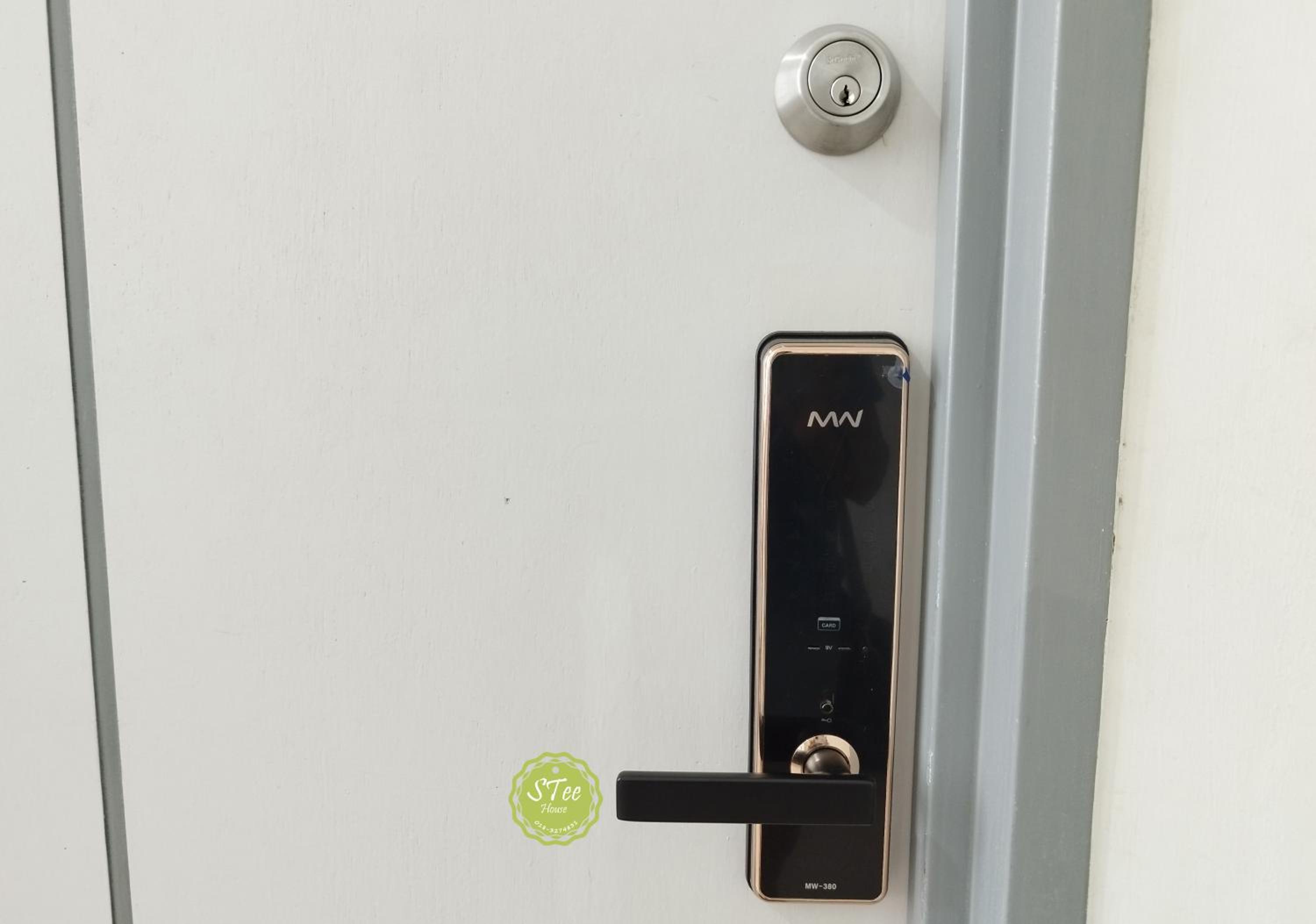 Oscar 4 pax- Mount Austin-Netflix -Ikea Toppen-Jusco