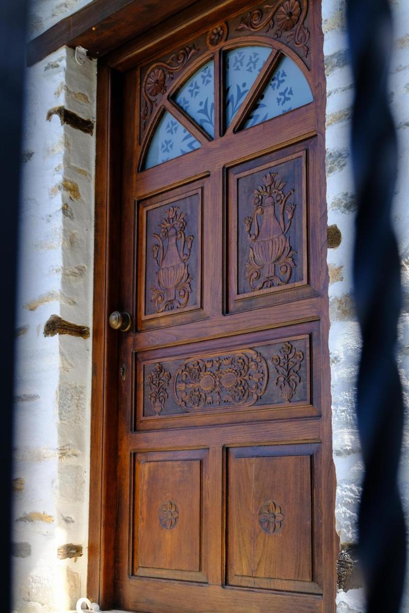 Traditional Pelion Mansion in Vizitsa view 3