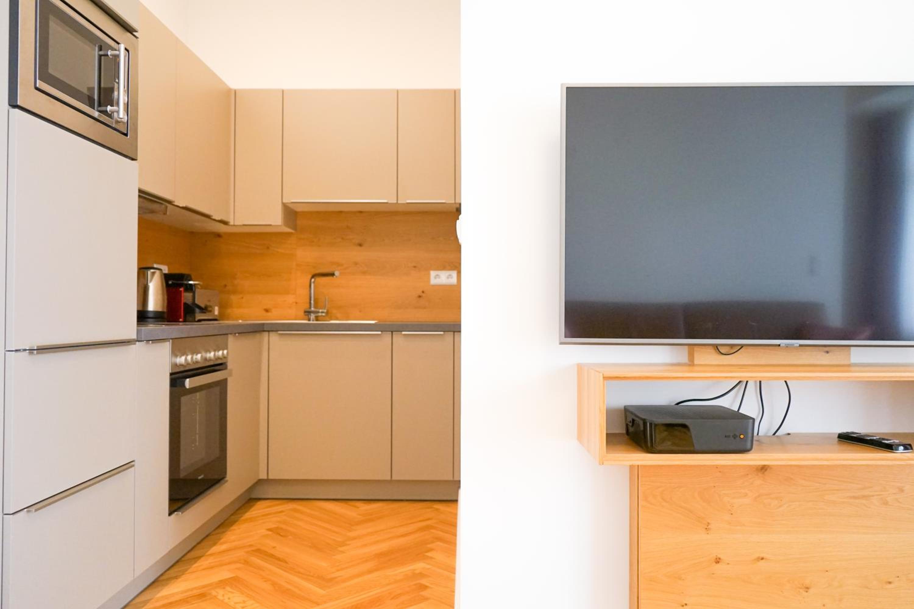 Nadland Apartments B7