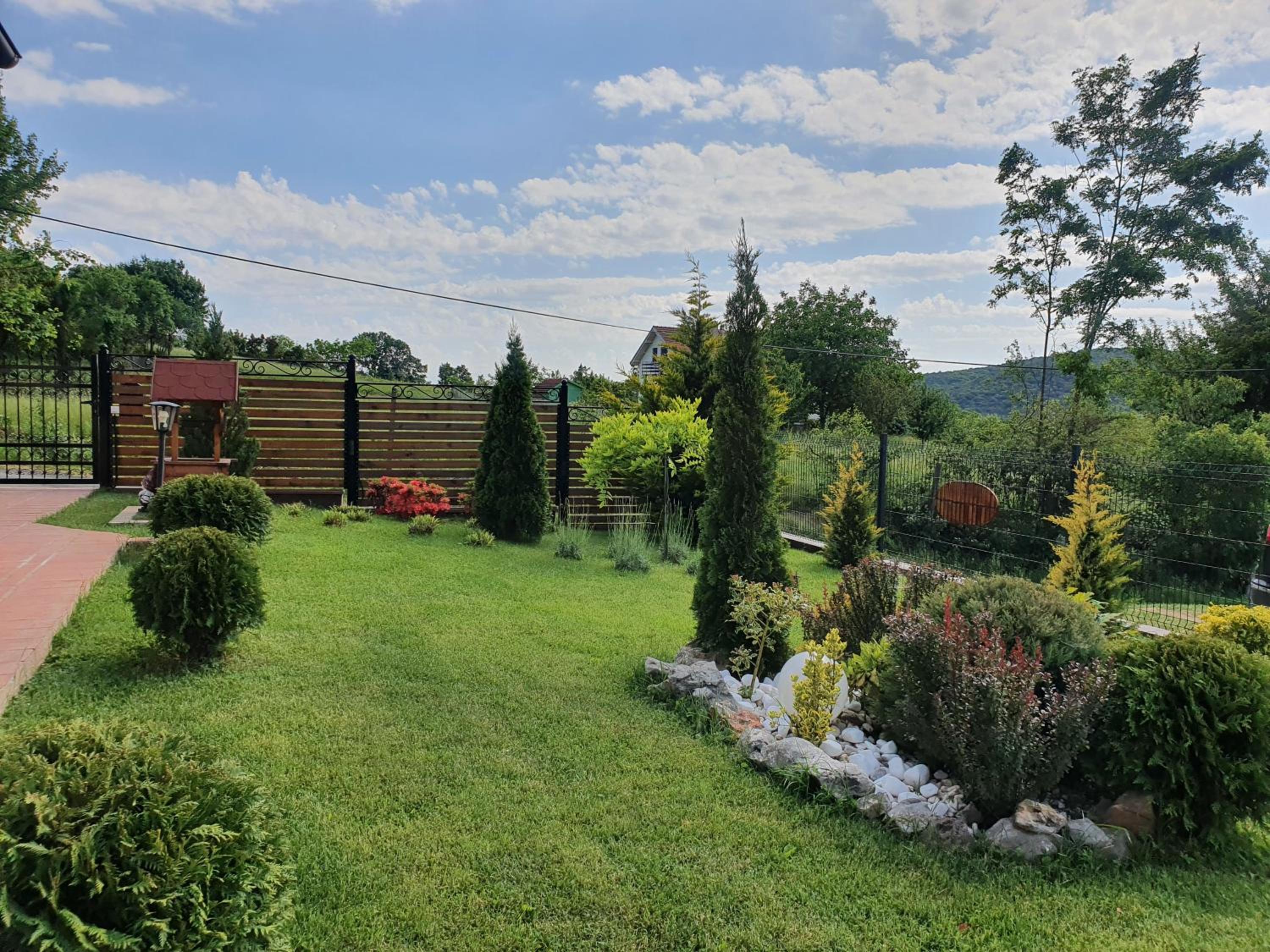 Dolce Vita House Vrdnik view 4
