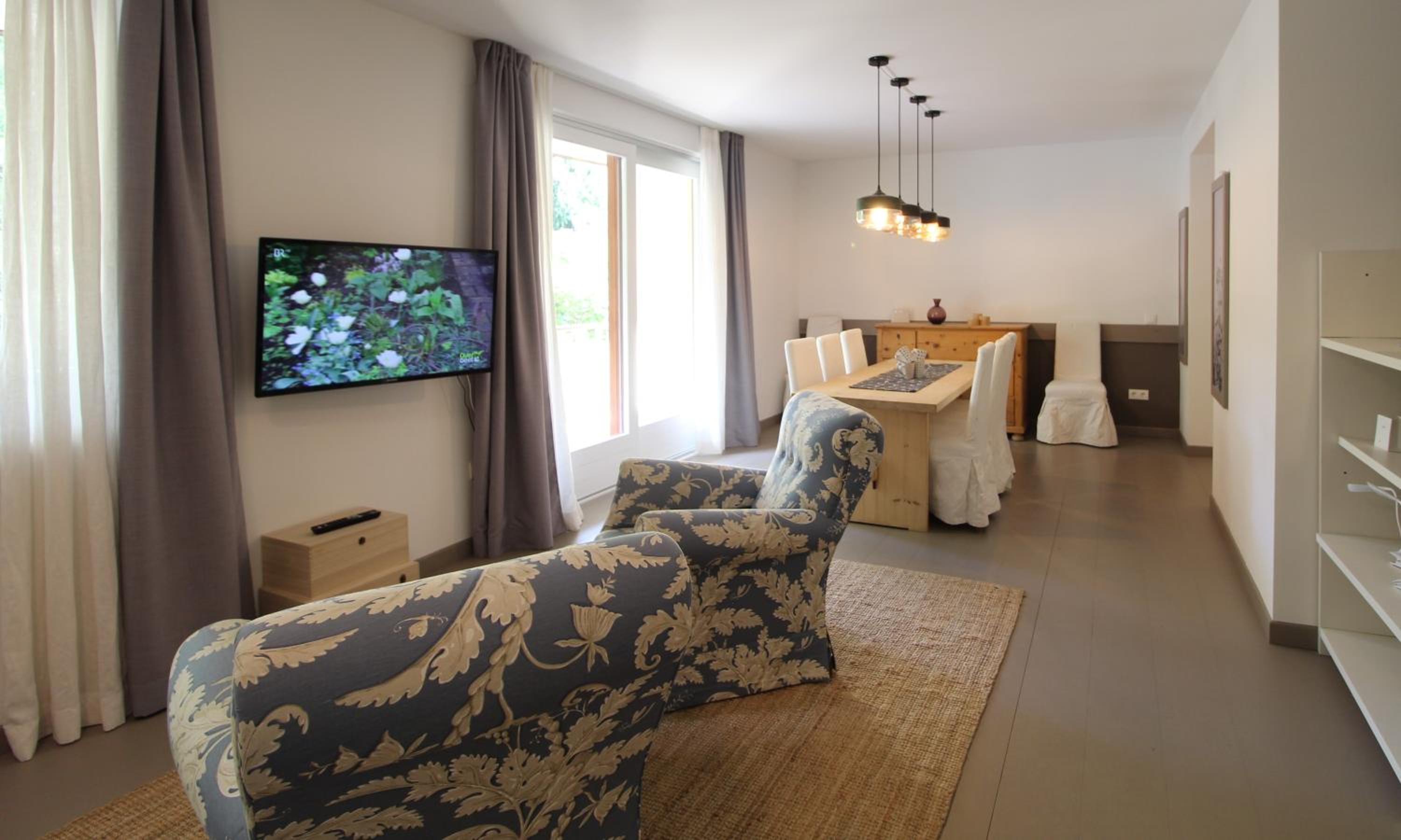 Haus Iris by ISA AGENTUR
