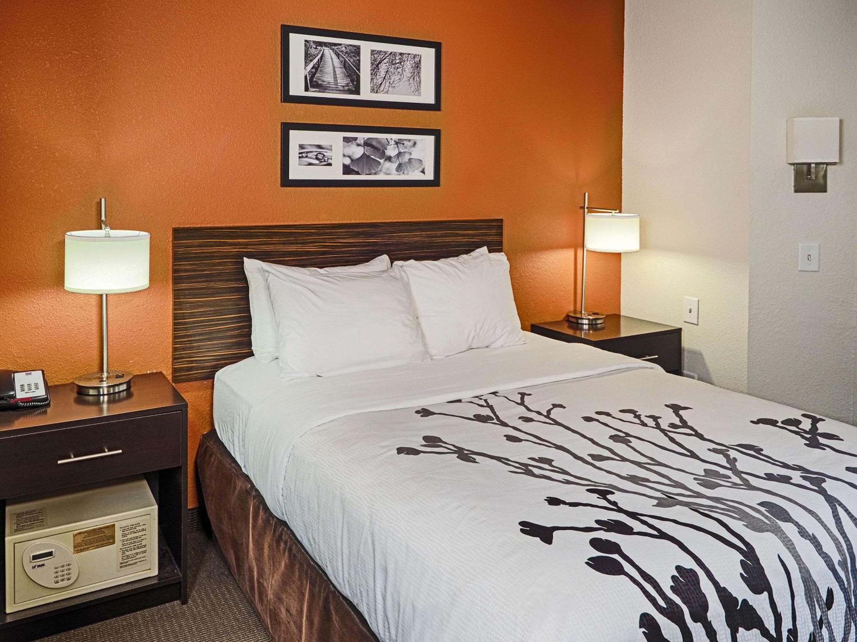 Spring Lake Vacations - Sleep Inn Suites Spring Lake - Fayetteville Near Fort Liberty - Property Image 21