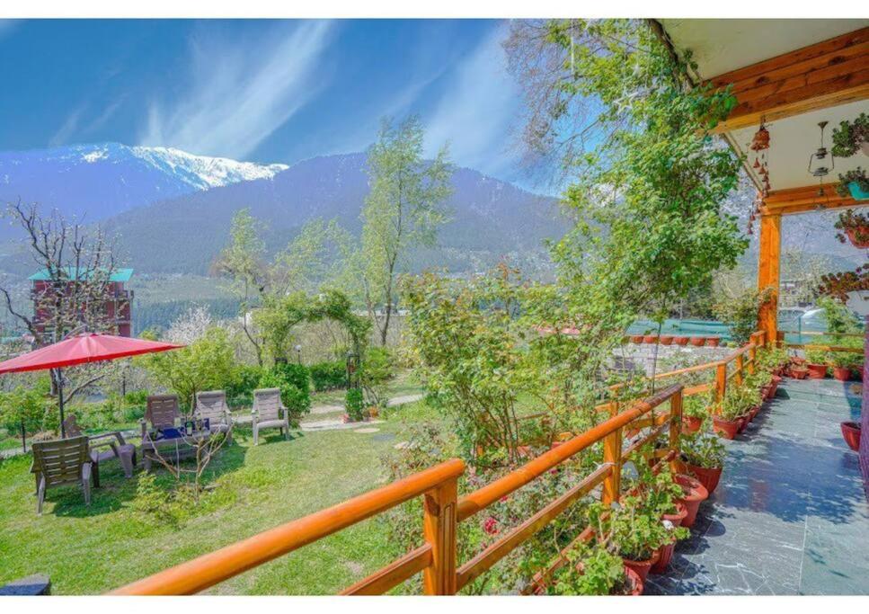 RedhomeX Woodstock 5BHK view 5