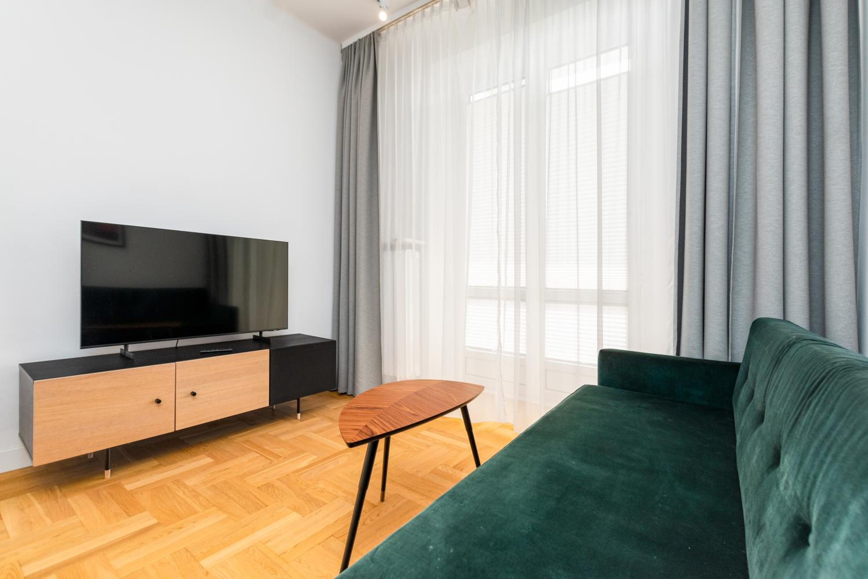 Apartamenty Wawa Centrum by Your Freedom