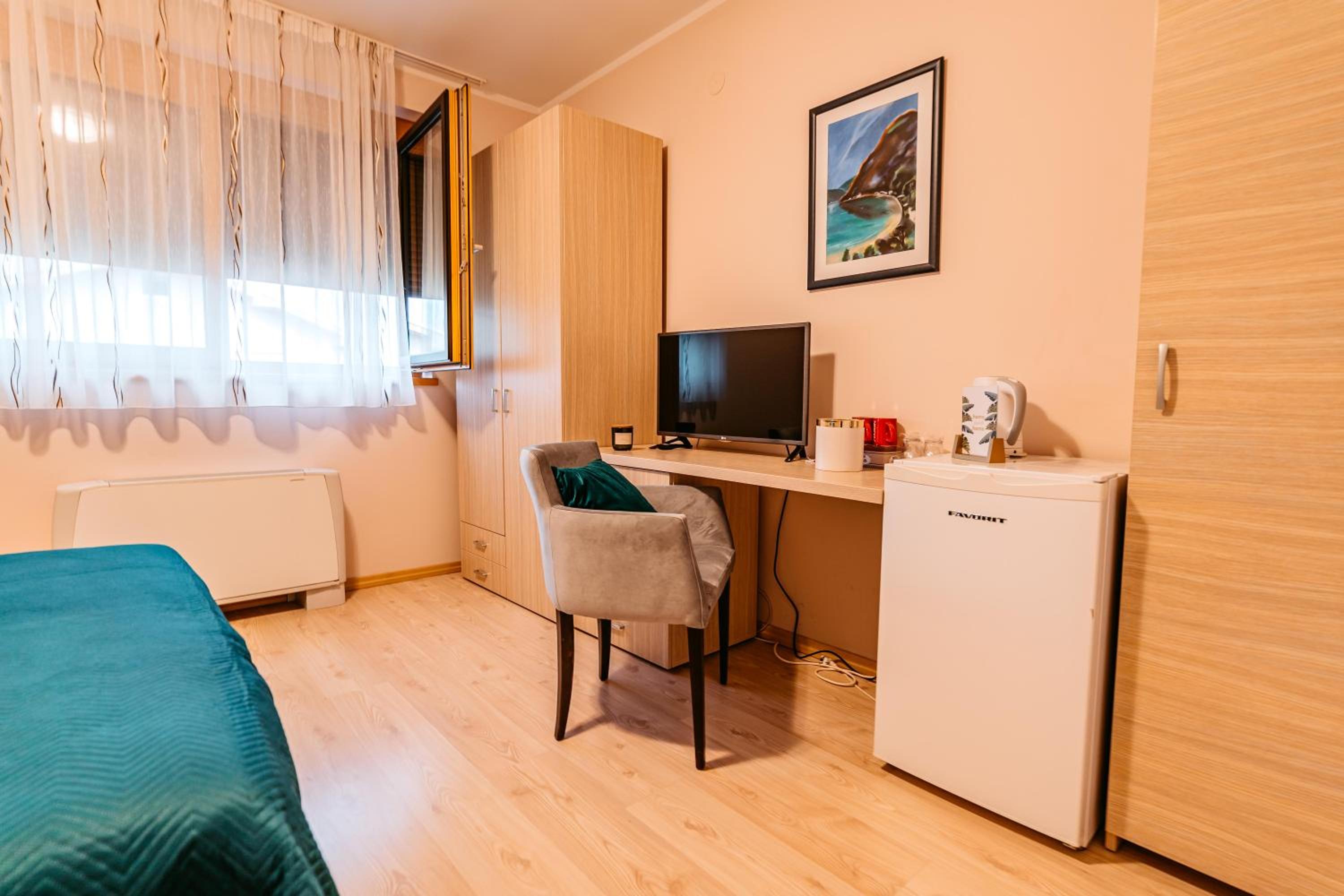 Lotos Rooms Nis Free Parking