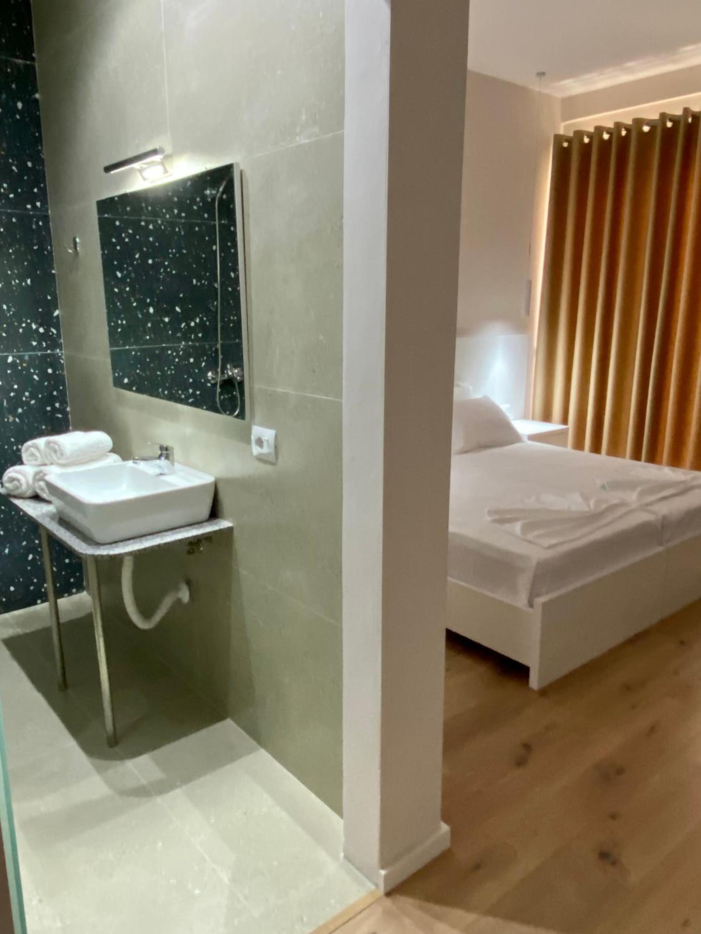 Violet's Boutique Apartments