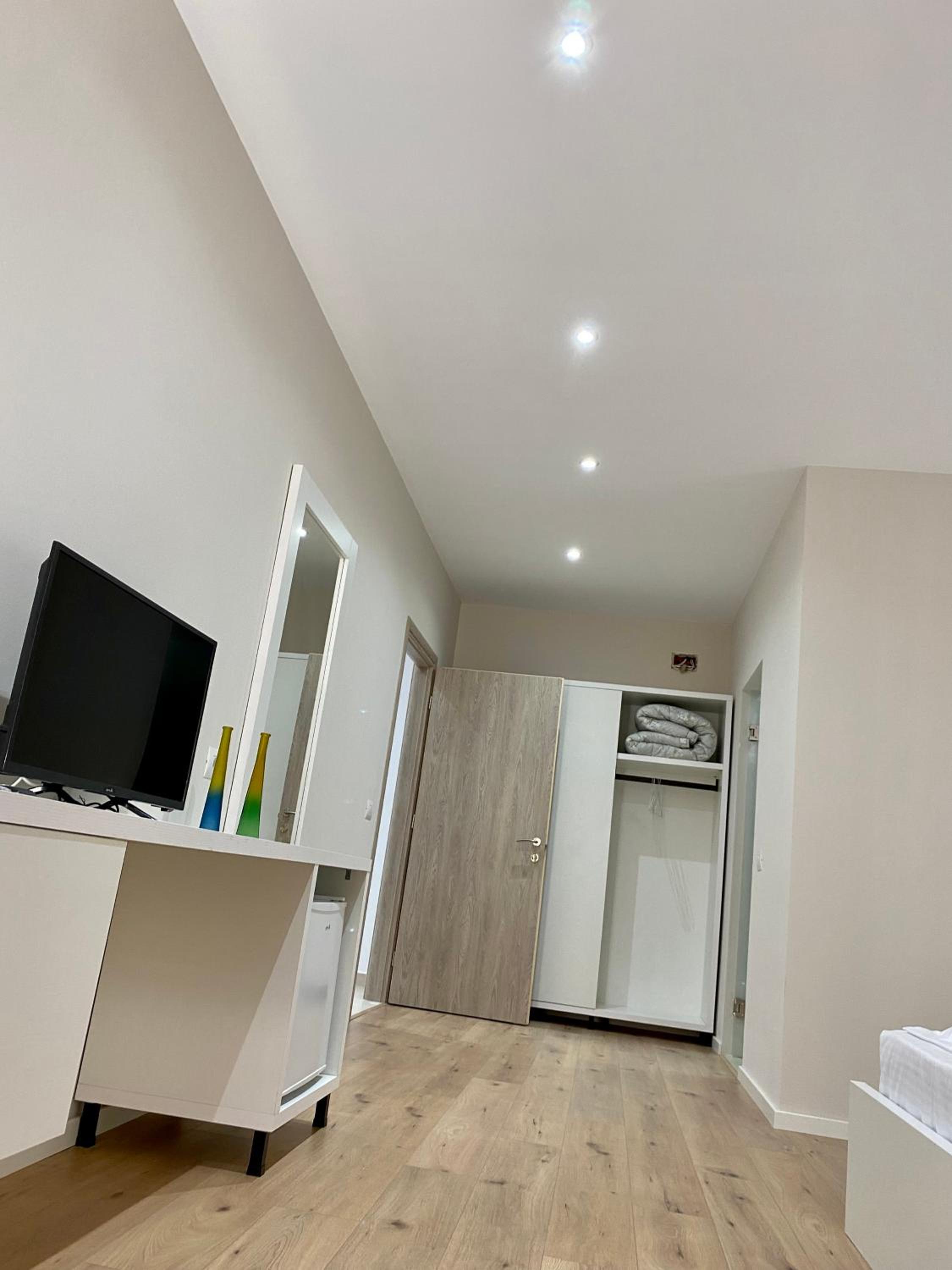 Violet's Boutique Apartments