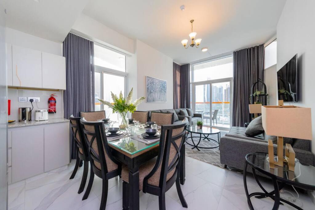 Millennium Binghatti, Business Bay - Mint Stay