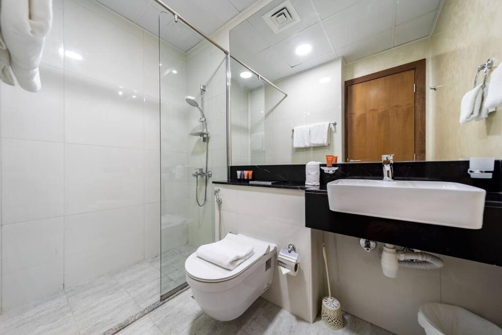 Millennium Binghatti, Business Bay - Mint Stay
