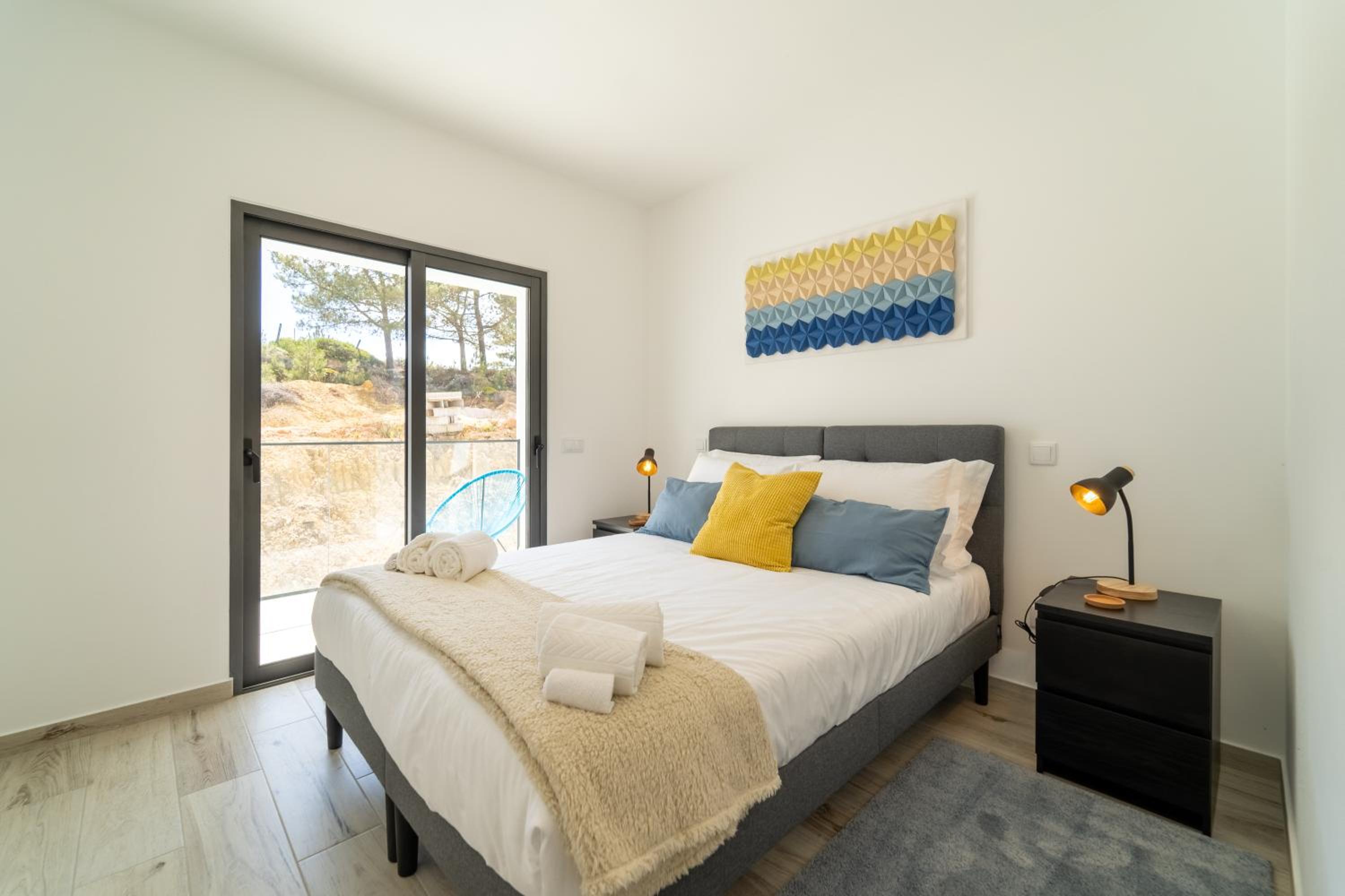 A TARAMBOLA - Walking distance to Monte Clerigo and Amoreira beaches view 5