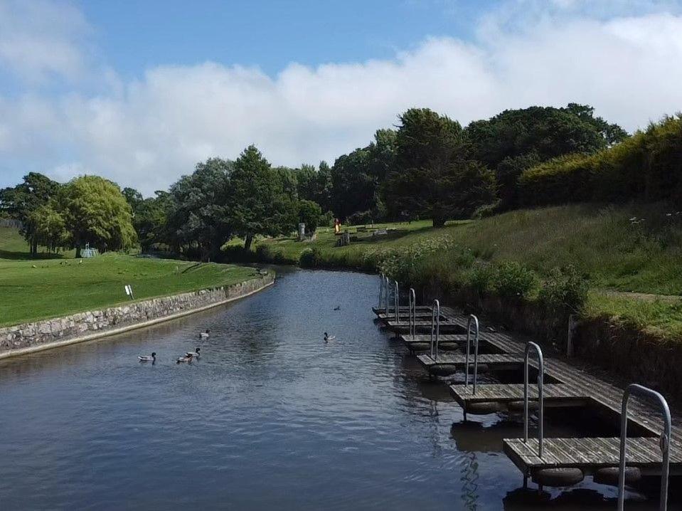 Water Mill Vacations Goldfinch - Pet Friendly view 2