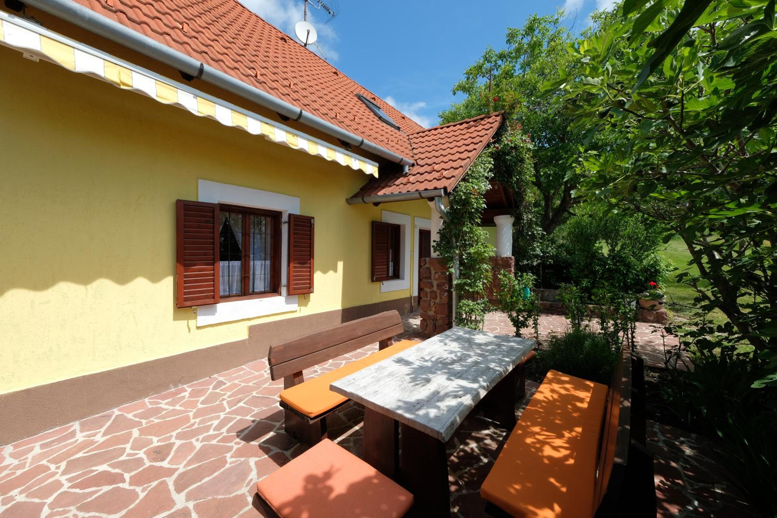 Panoráma Nyaraló view 4