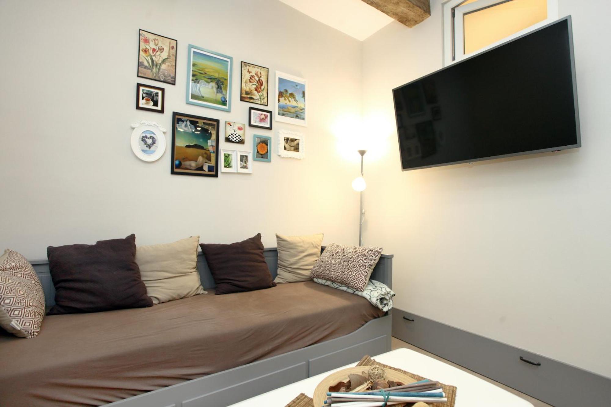Pristine One-Bedroom Apartment in Piran IRED view 2
