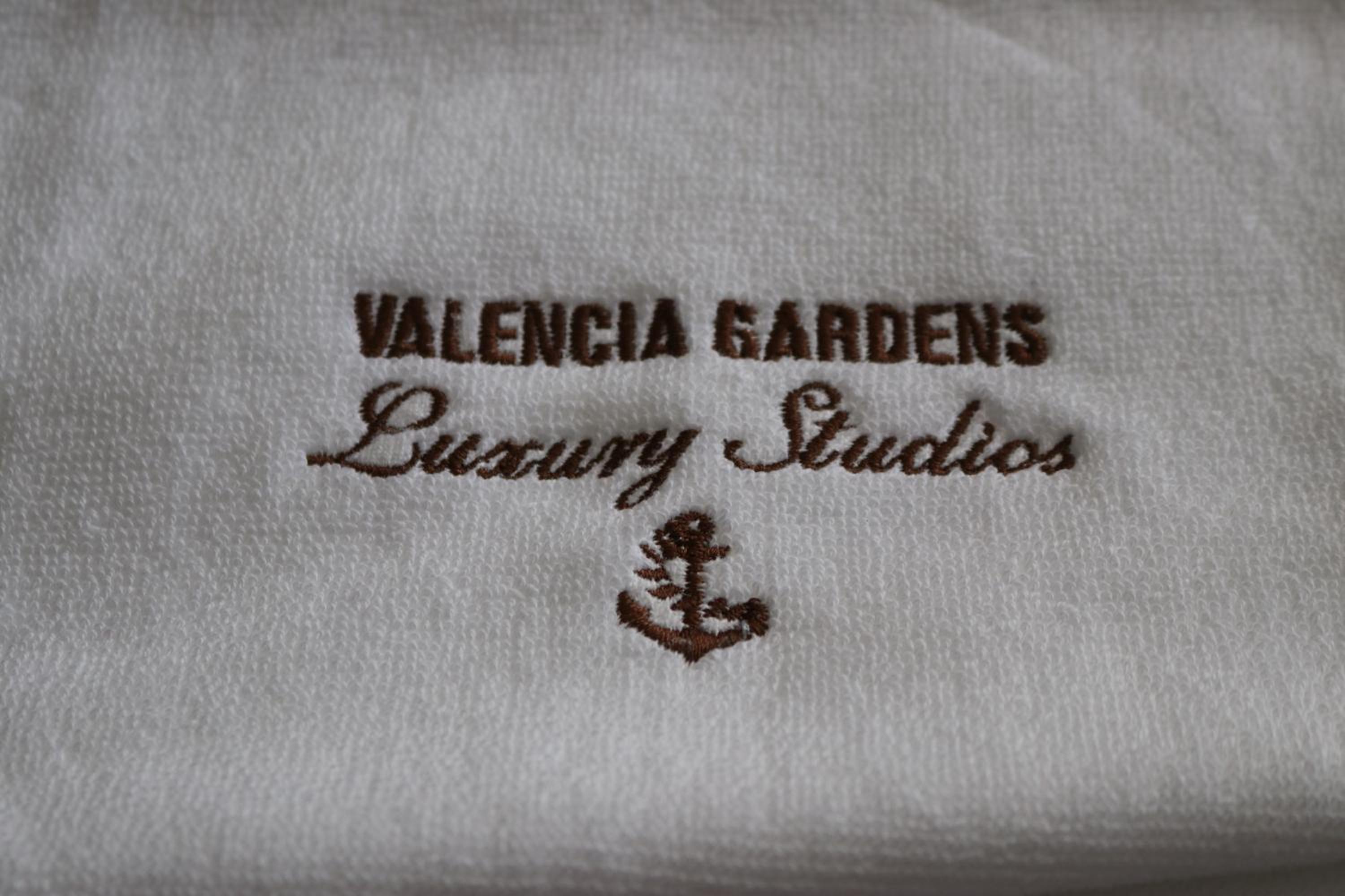Valencia Gardens Luxury Studios