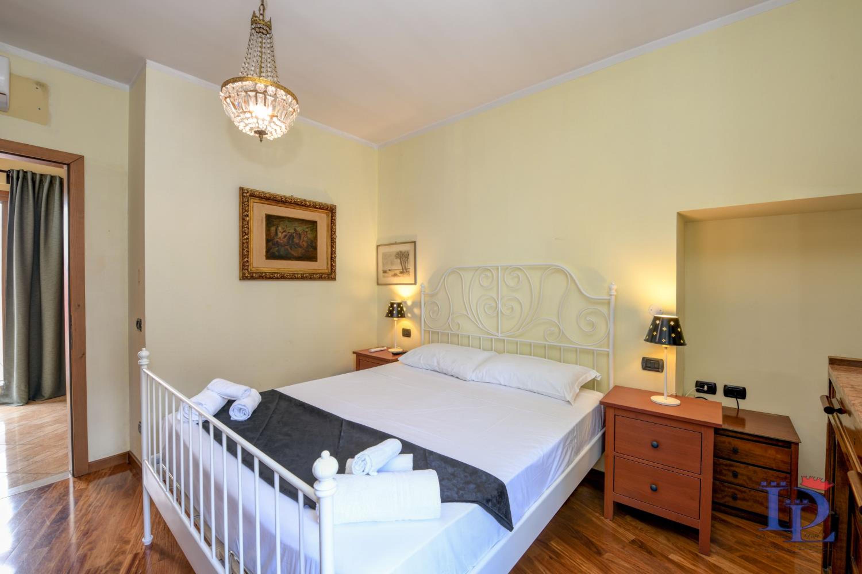Sirmione Vacations - DesenzanoLoft Queen Of Sirmione castle view - Property Image 33