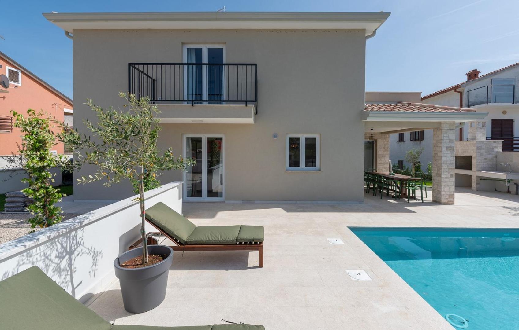 Villa An with Private Pool photo 4