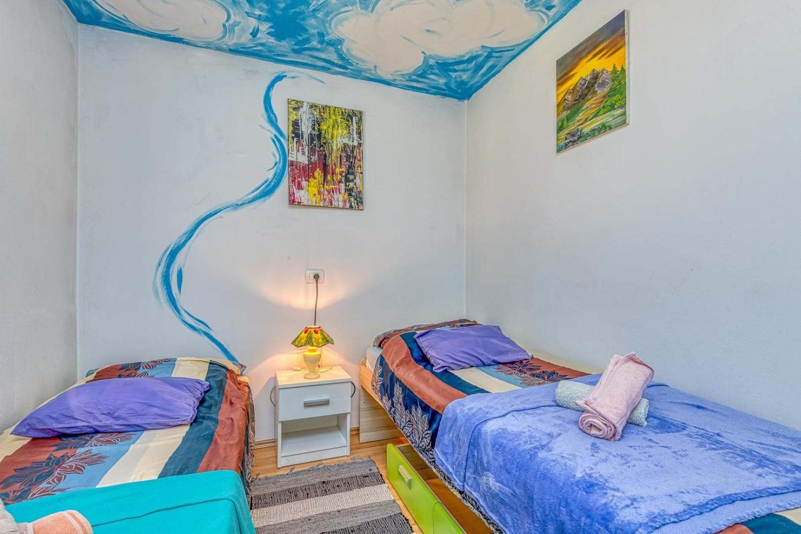 Holiday House Mir