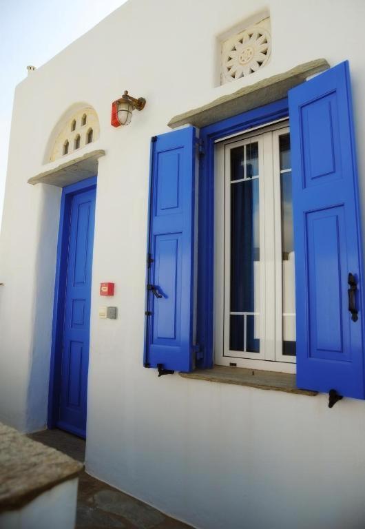 Karyatides Homes