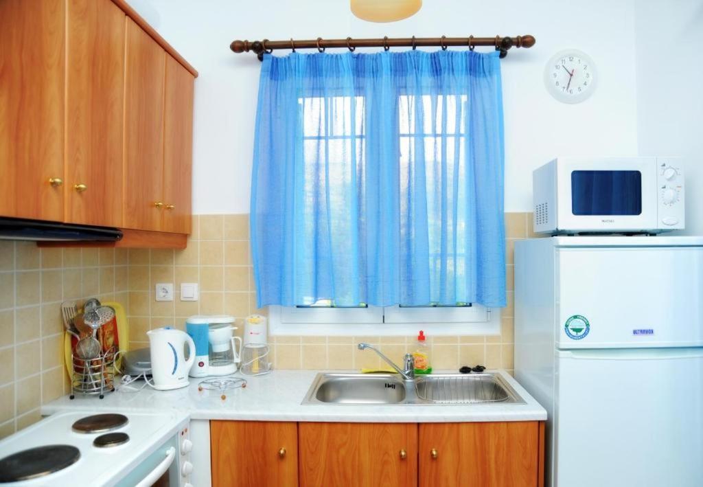 Karyatides Homes