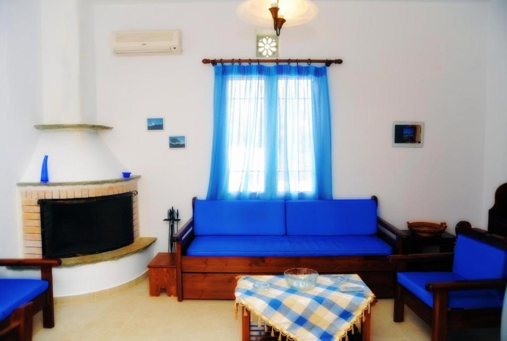 Karyatides Homes