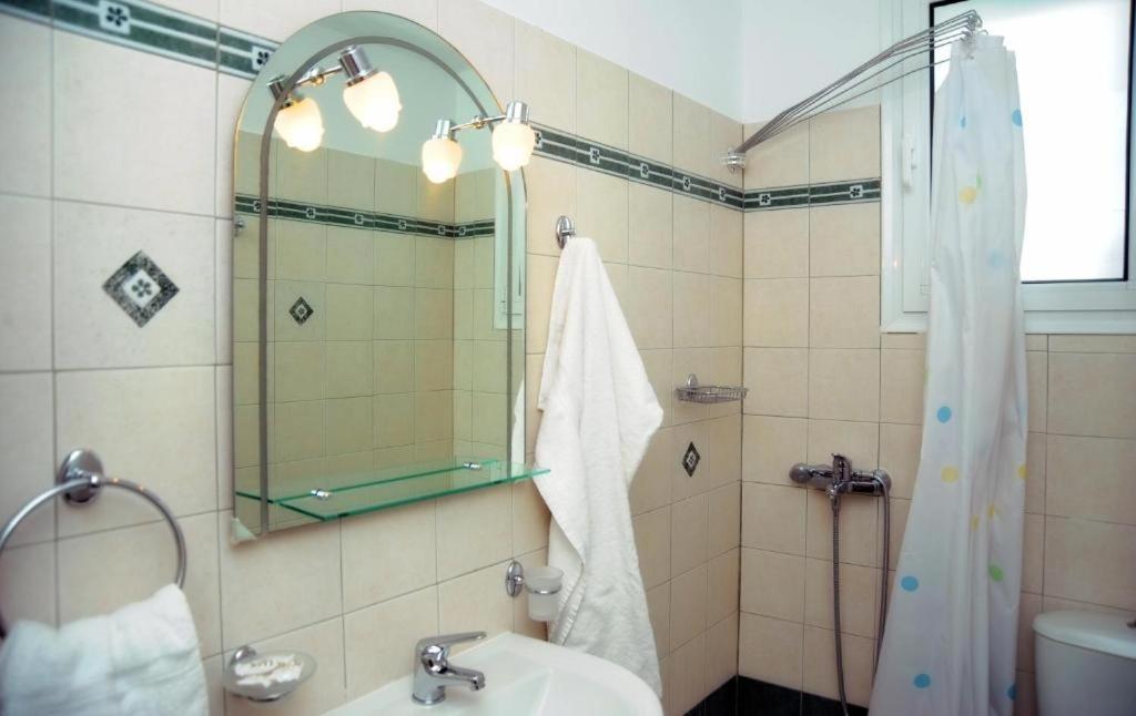Karyatides Homes