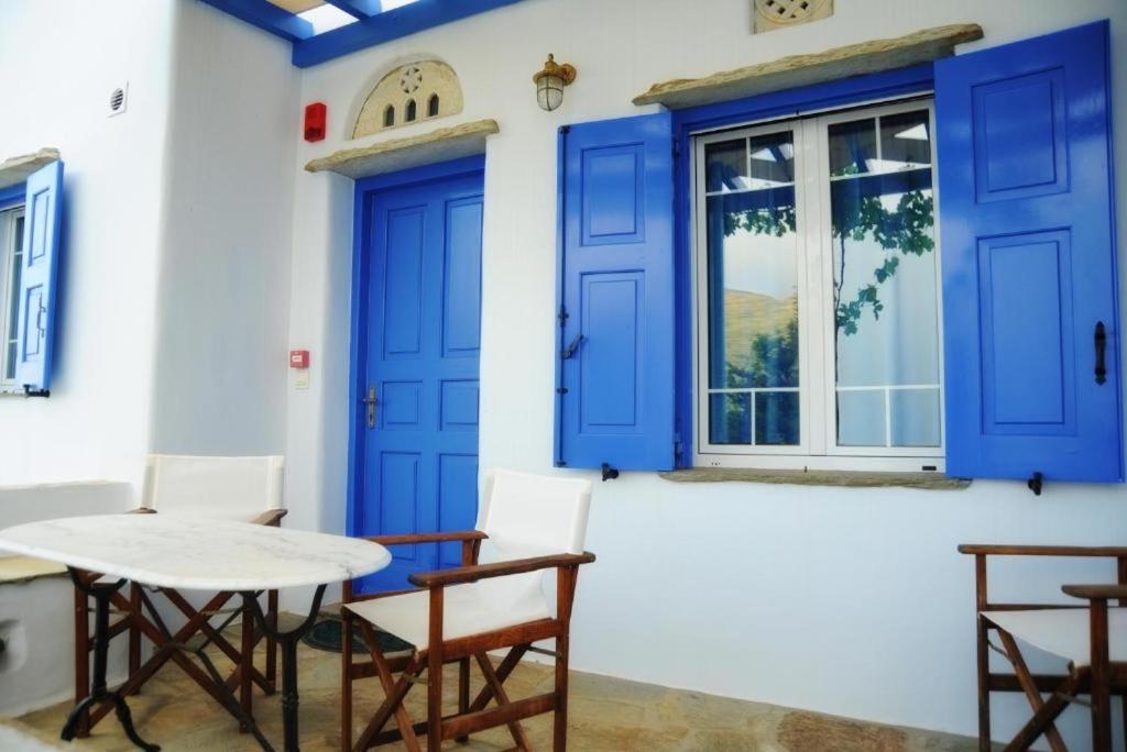 Karyatides Homes