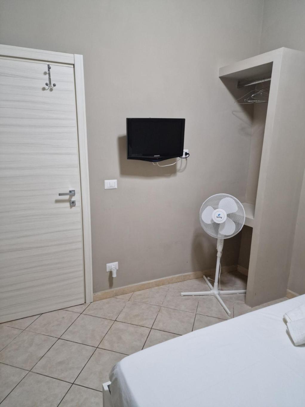 Dimora Partenopea-Holiday House