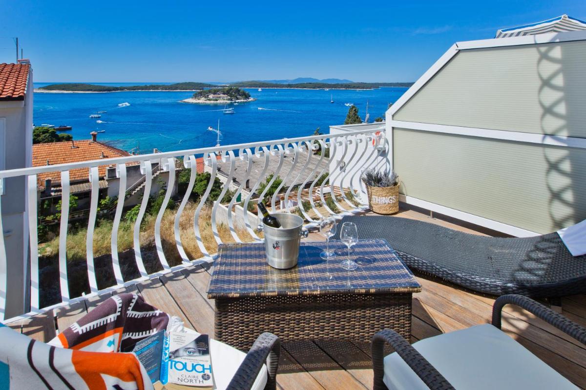 Rooms Carpe Diem Hvar view 2