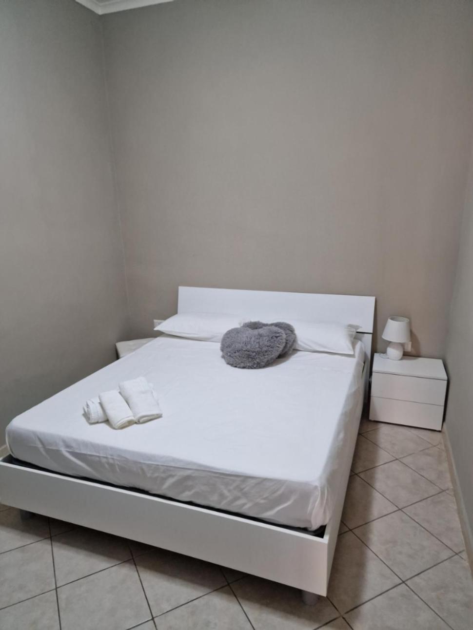 Dimora Partenopea-Holiday House