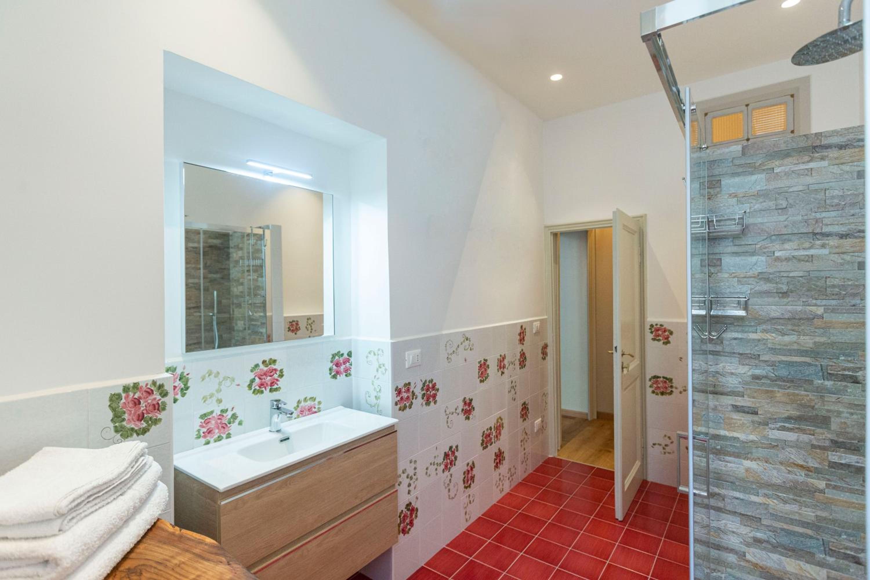 Apartment Vespucci- quite Historic Palace