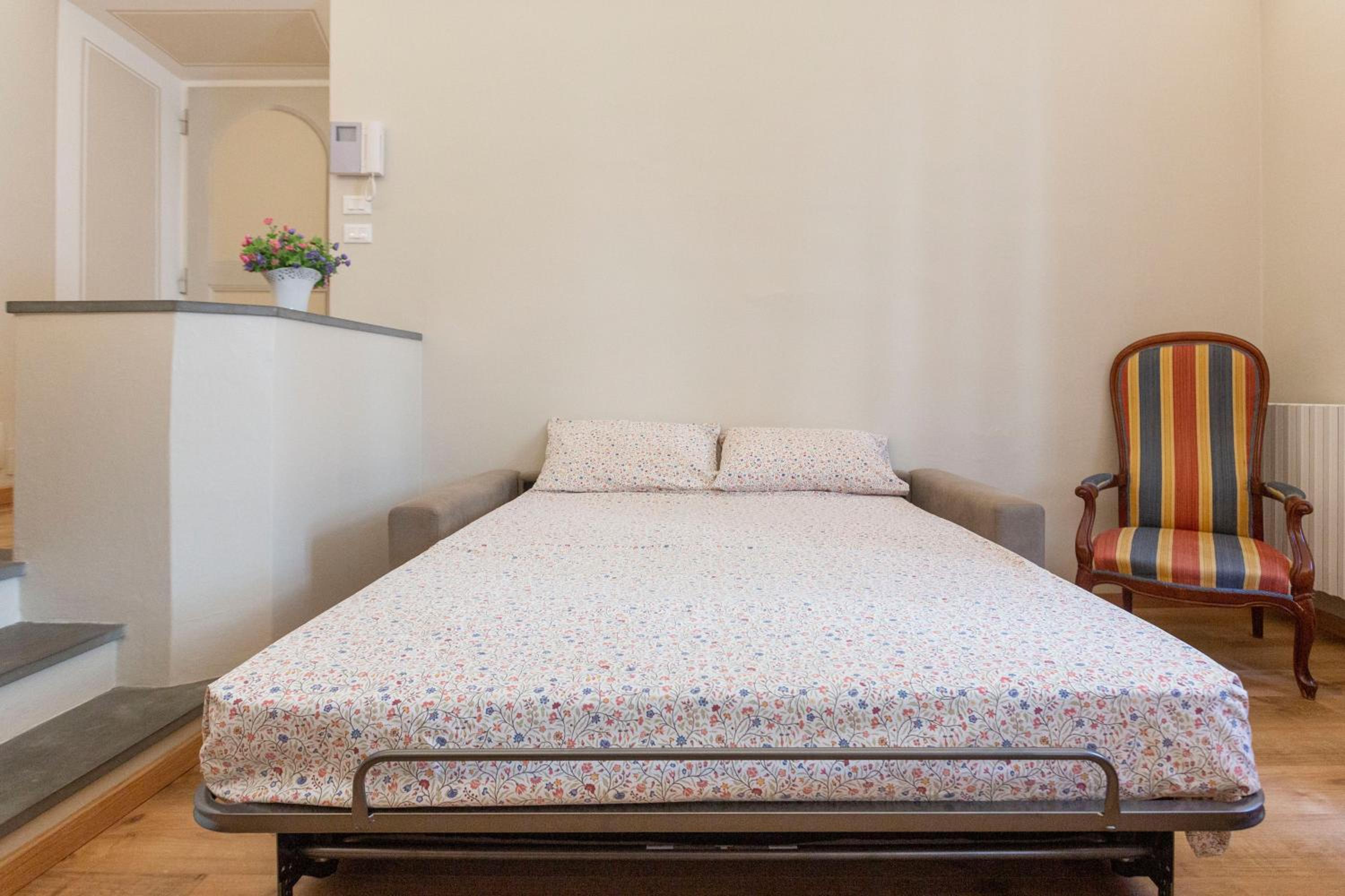 Apartment Vespucci- quite Historic Palace