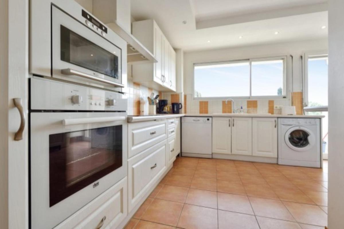 90m Near Beach With Sea View 2 Terraces! photo 4