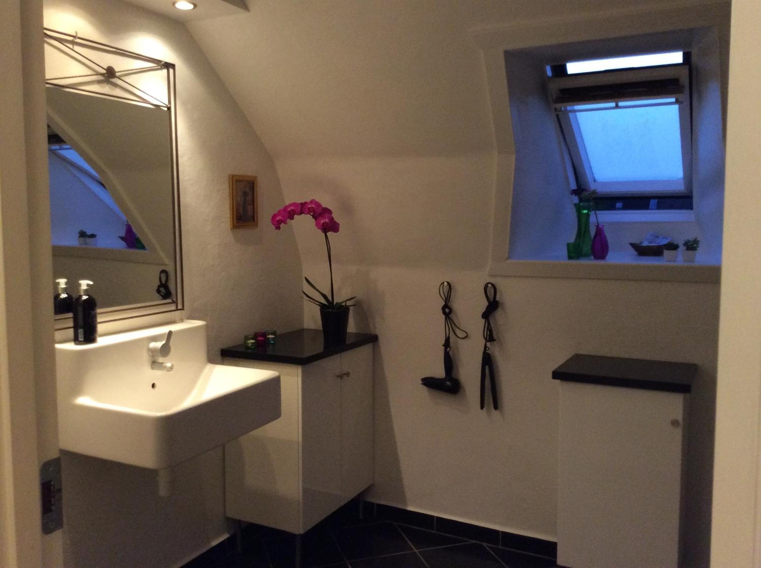 Sweethome Guesthouse
