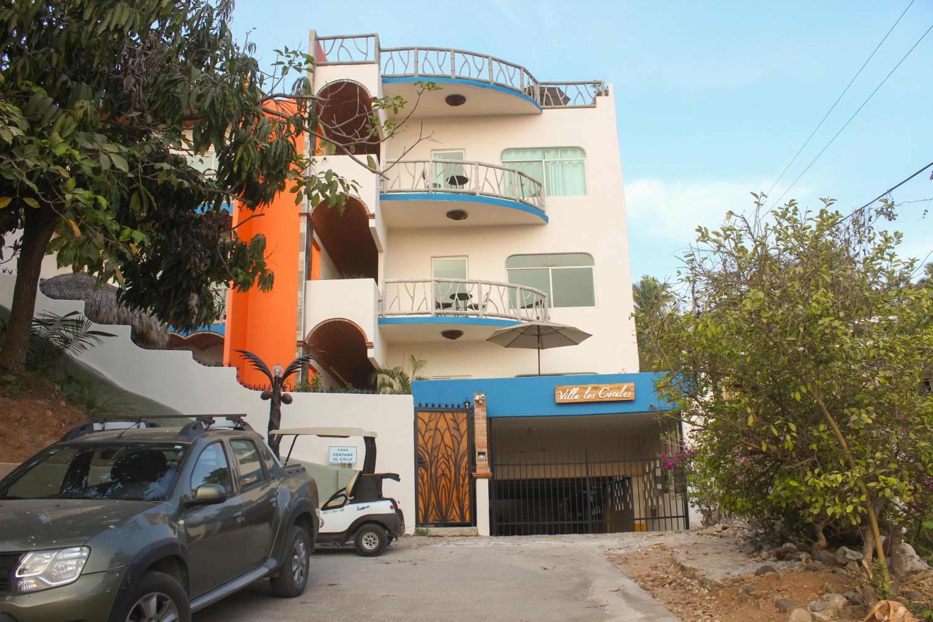 Hotel Villa Los Corales - Image 1