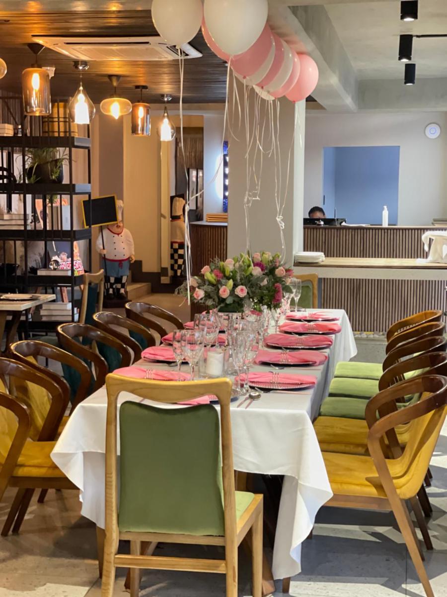 restaurant
