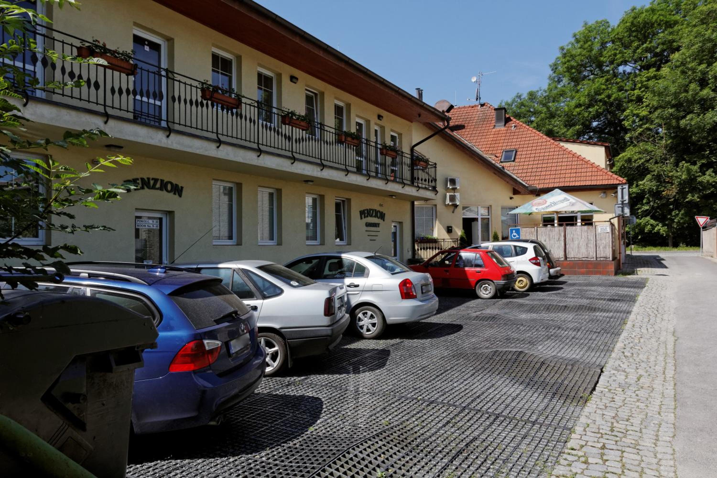 Restaurace A Penzion Garnet