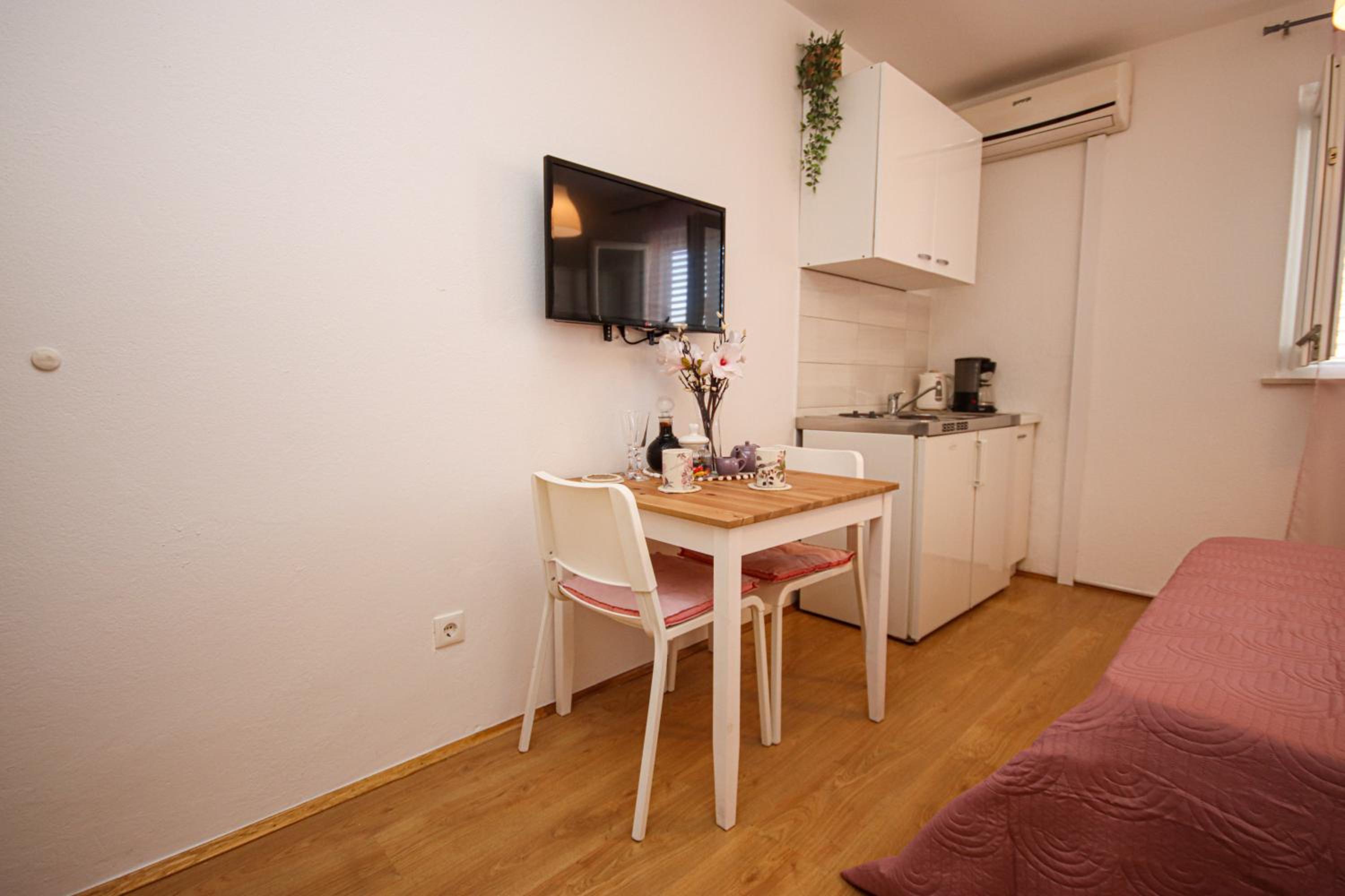 Apartments Nina
