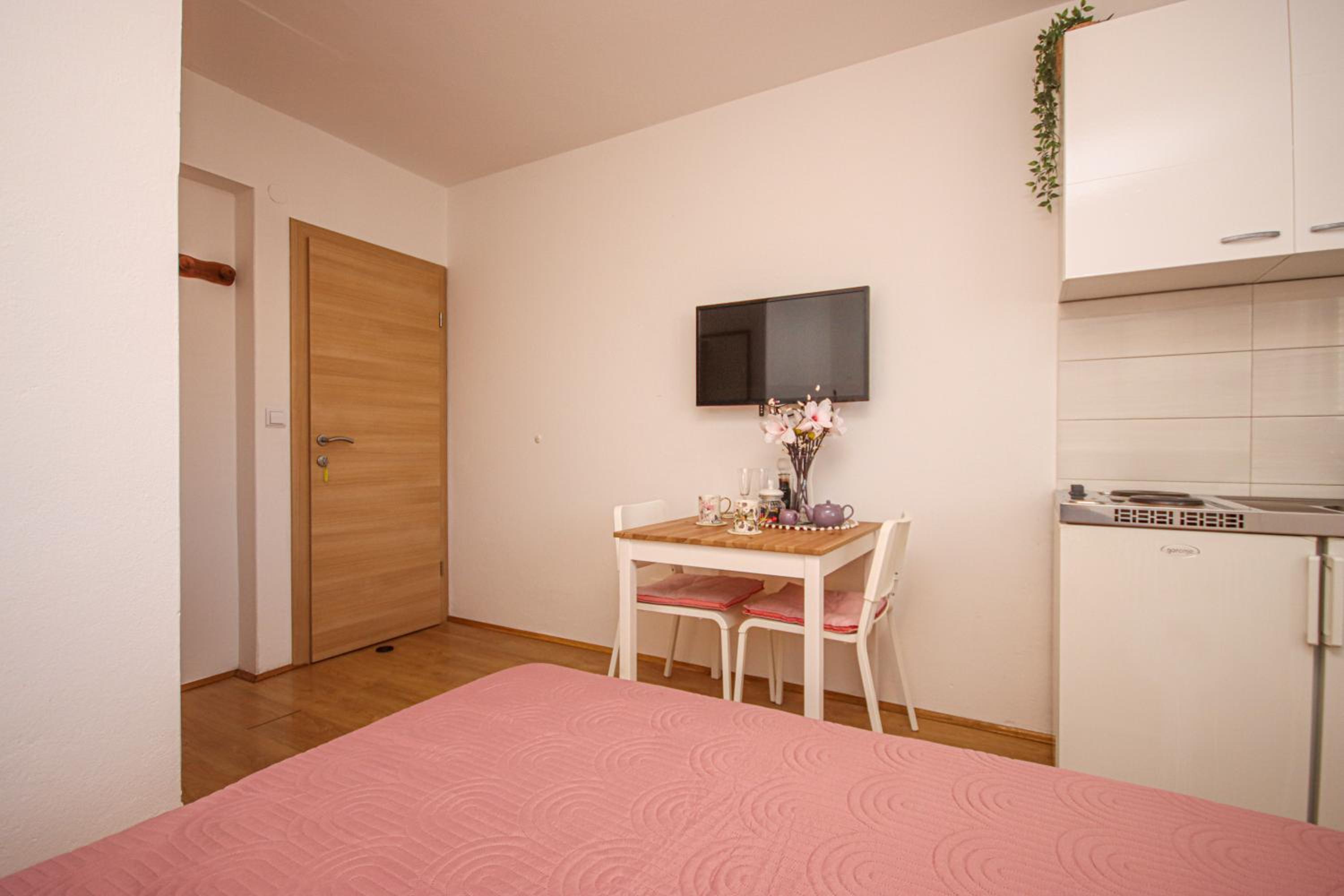 Apartments Nina
