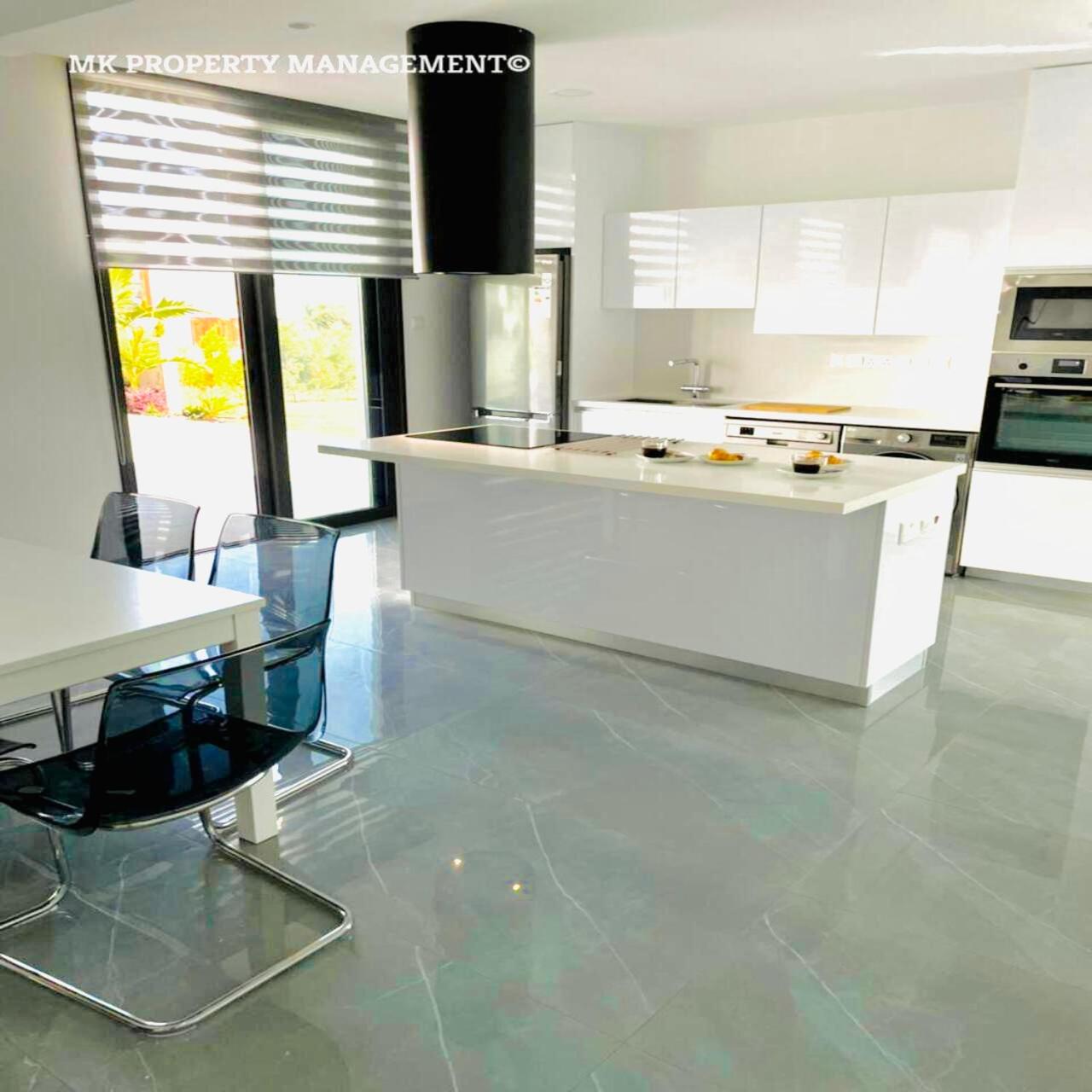 By the Beach Villa 11 view 5