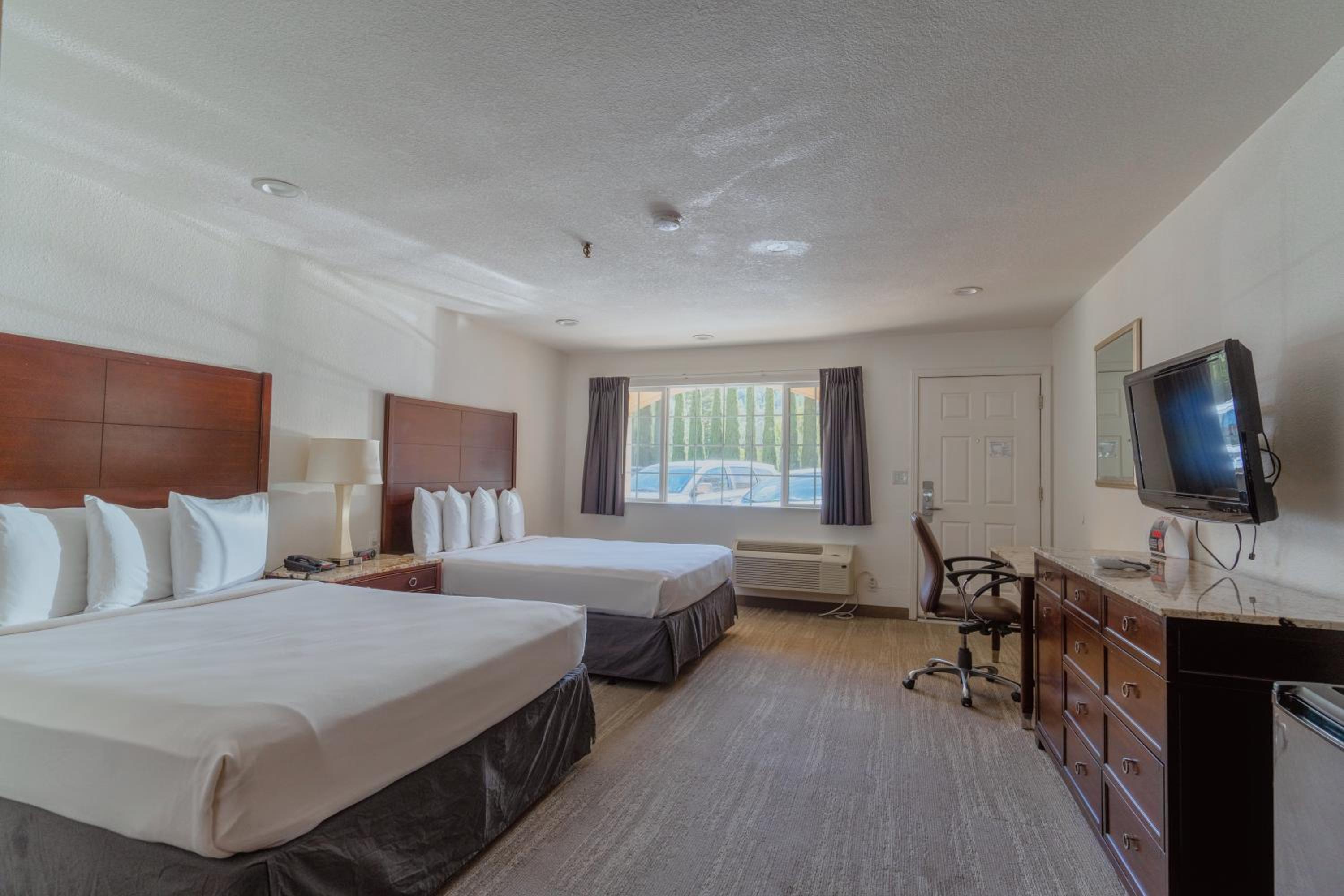The Yosemite Inn