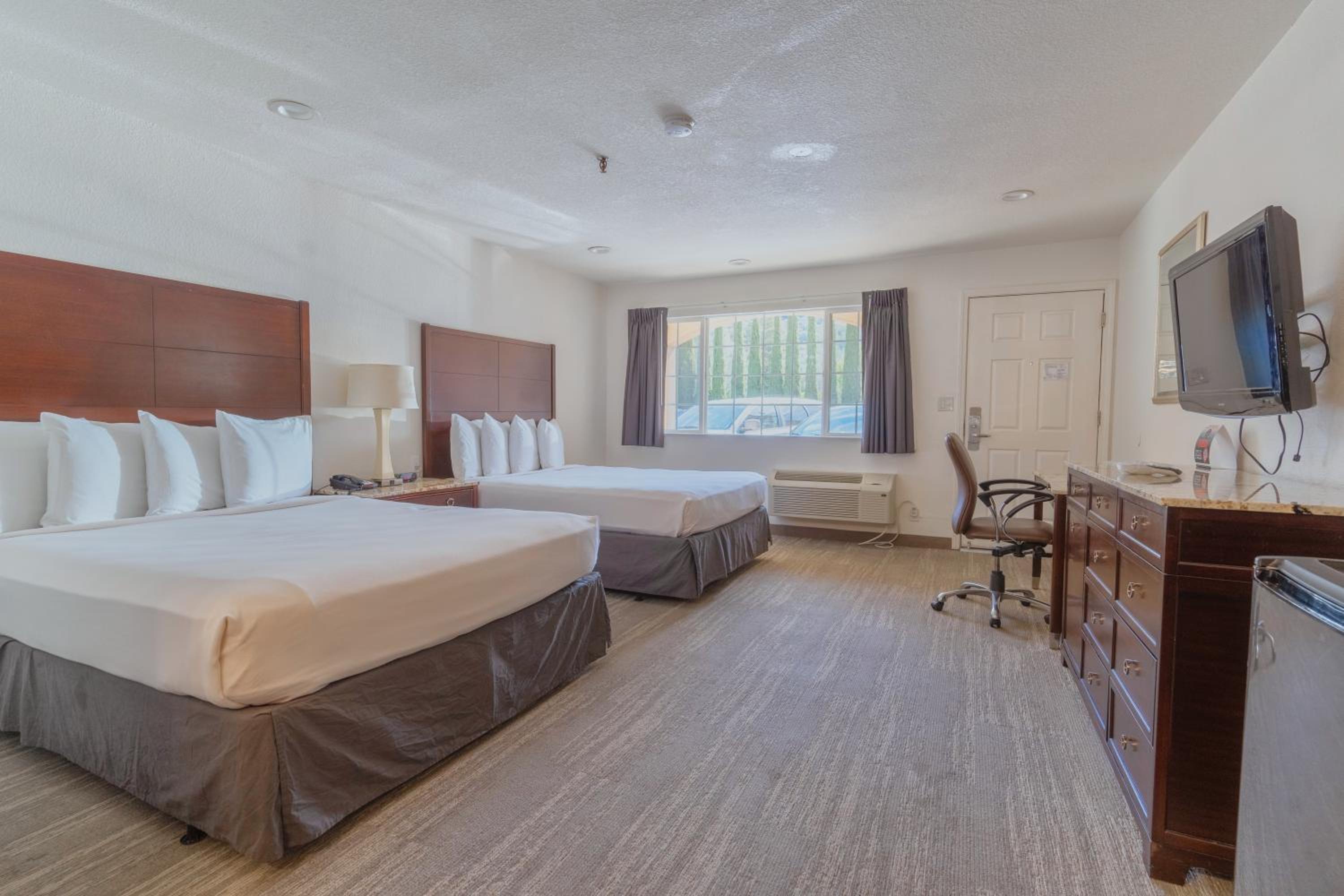 The Yosemite Inn