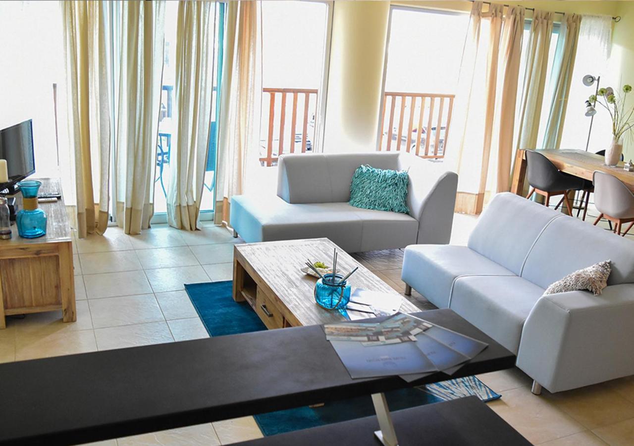 Palapa Beach Resort Curacao