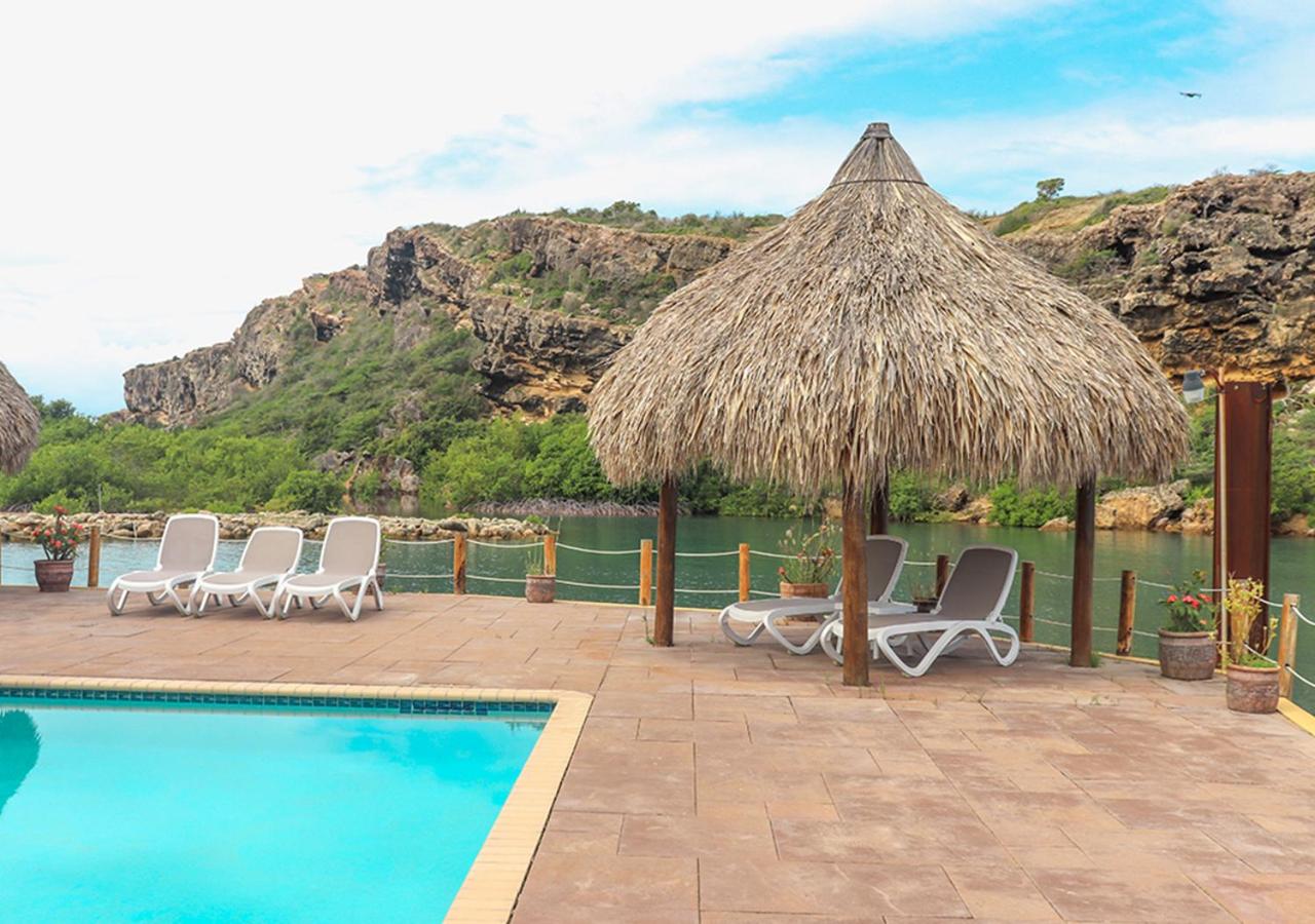 Palapa Beach Resort Curacao